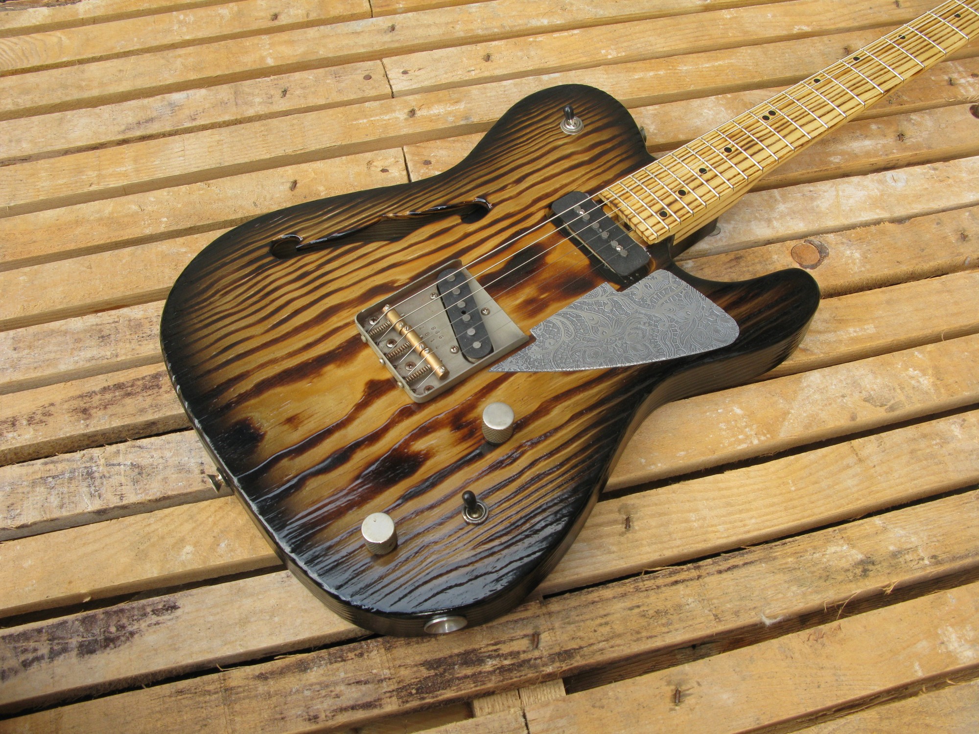Telecaster thinline in pino roasted