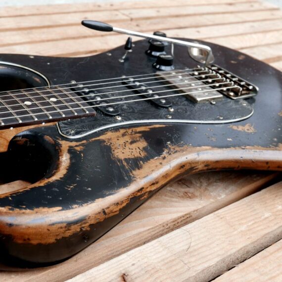 chitarra stratocaster corpo