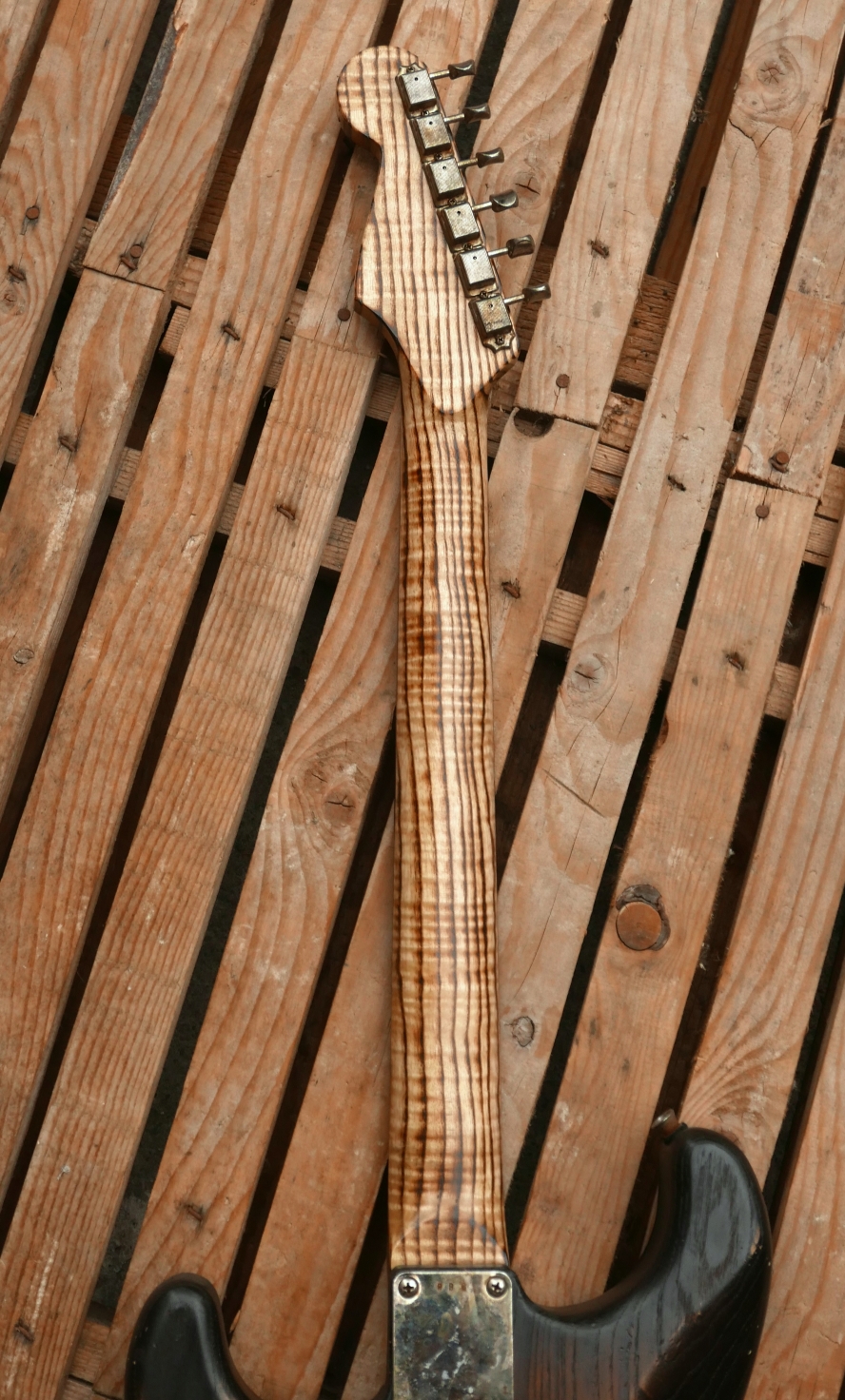 chitarra stratocaster manico