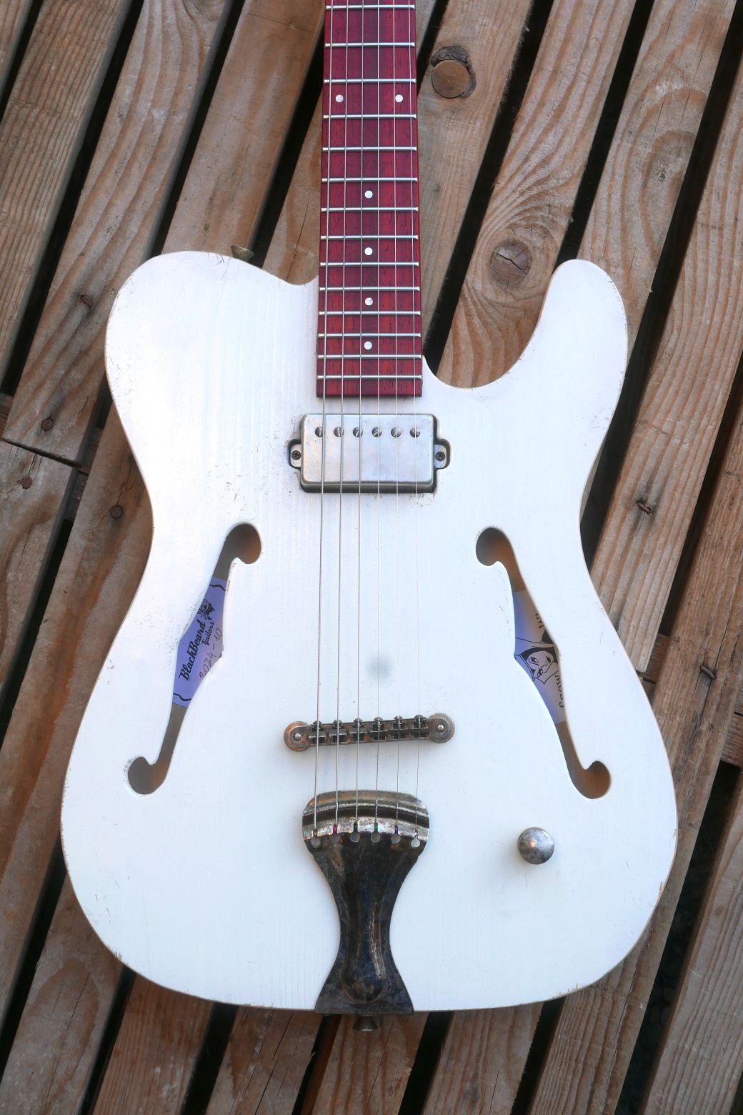 chitarra telecaster bianca